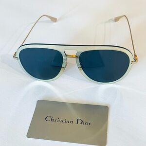 Dior aviator sunglasses. Ultime Gold. Beautiful. Never worn.